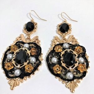Dangle Victorian Vintage Pearl Black Gems Earrings